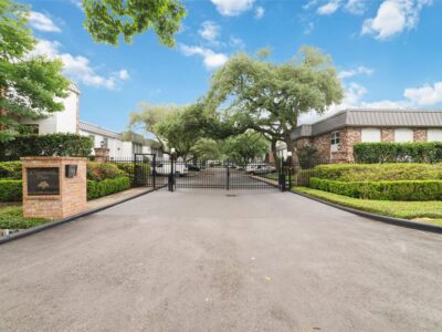 Chatsworth Place #8924